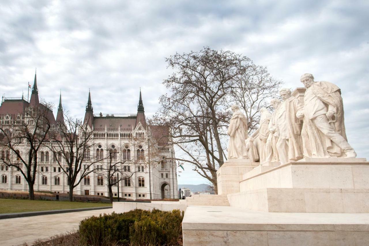 Atlanta Apartment Is In The Heart Of Budapesta Exterior foto