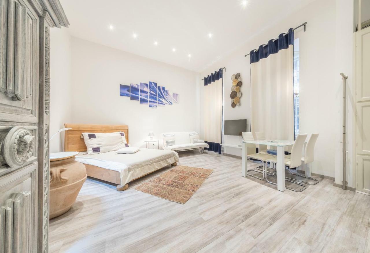 Atlanta Apartment Is In The Heart Of Budapesta Exterior foto