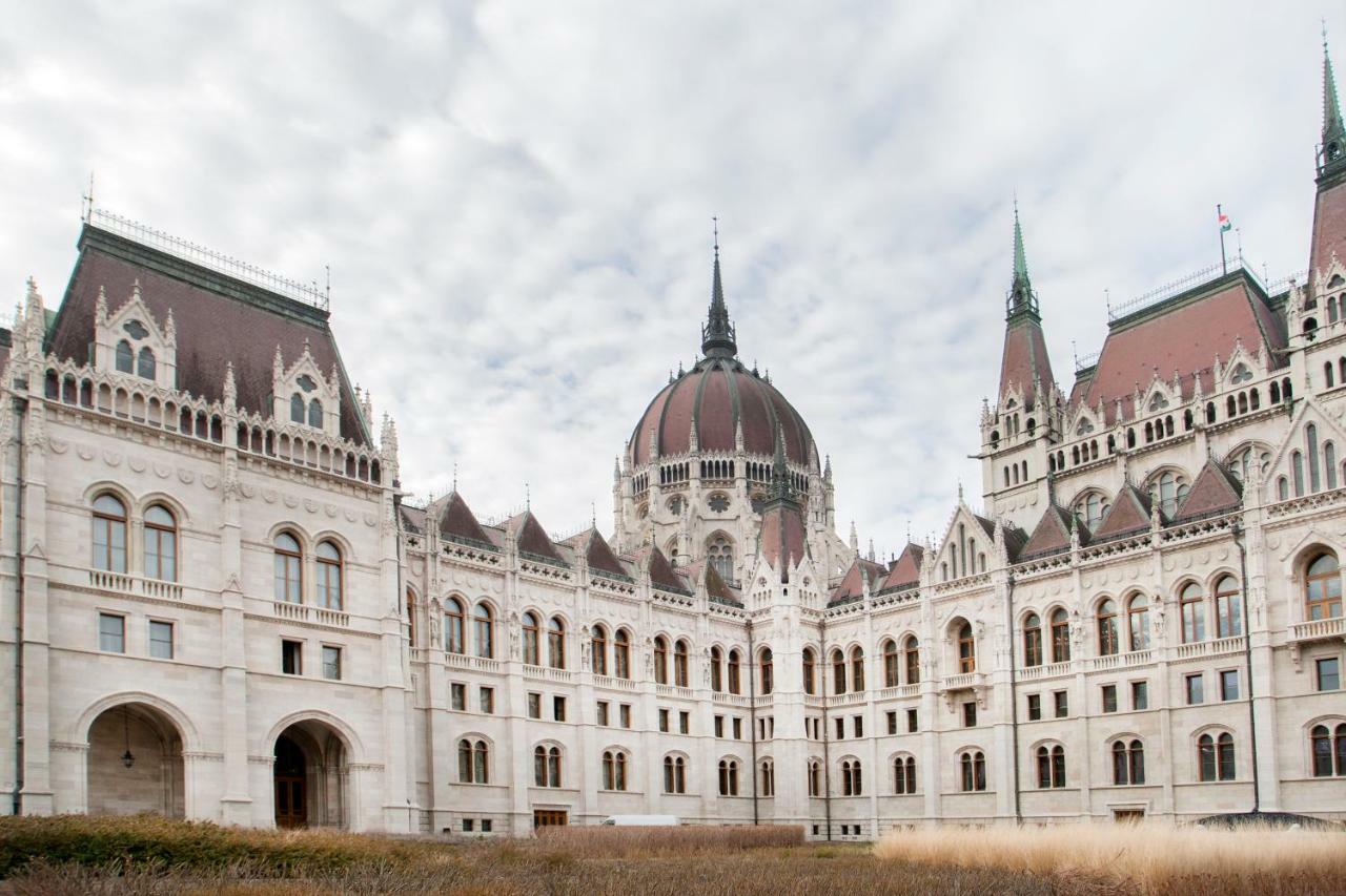 Atlanta Apartment Is In The Heart Of Budapesta Exterior foto