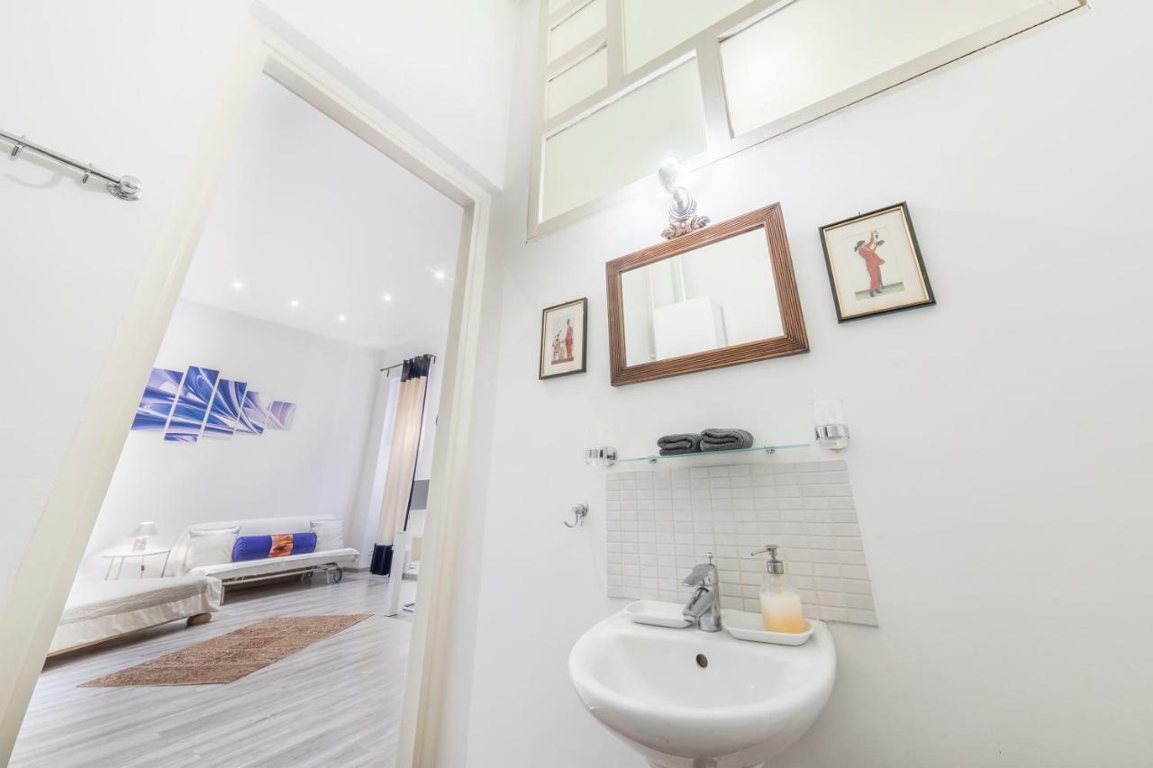 Atlanta Apartment Is In The Heart Of Budapesta Exterior foto